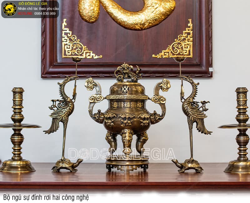 Bộ Ngũ Sự Đỉnh Rơi hai công nghệ