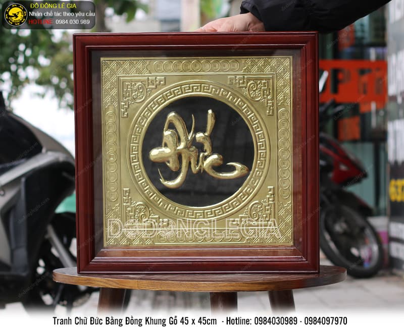 Tranh chứ đức bằng đồng 45cm x 45cm