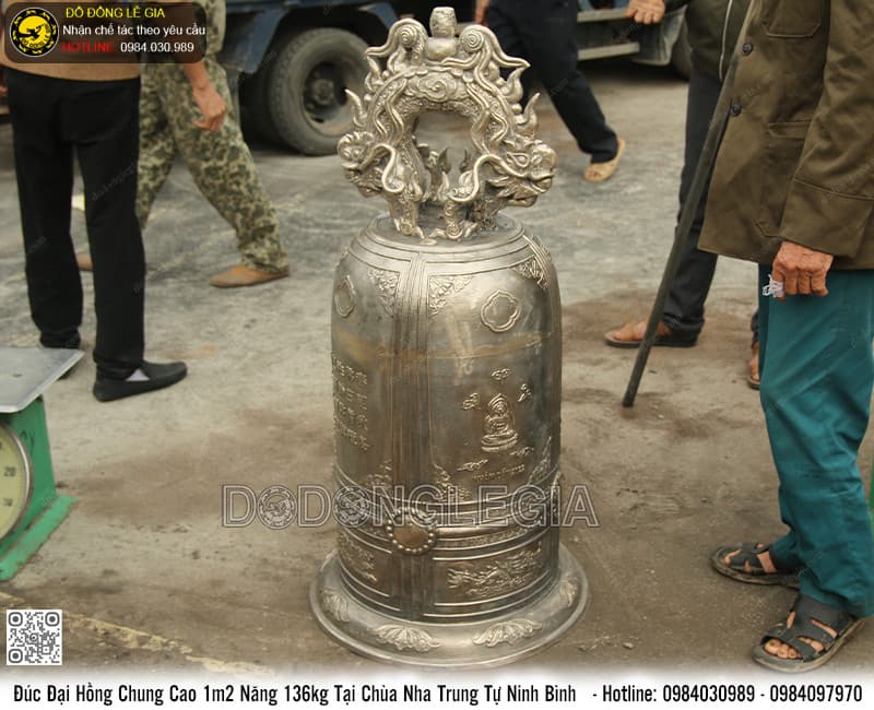 Đúc Đại Hồng Chung cao 1m2 nặng 136kg tại Chùa