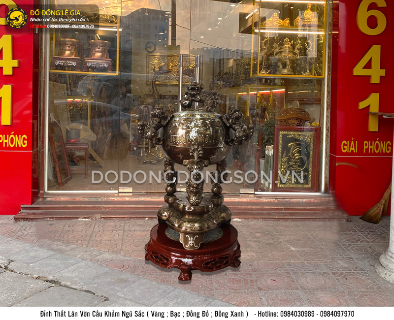 Đỉnh cầu thất lân vờn cầu khảm ngũ sắc