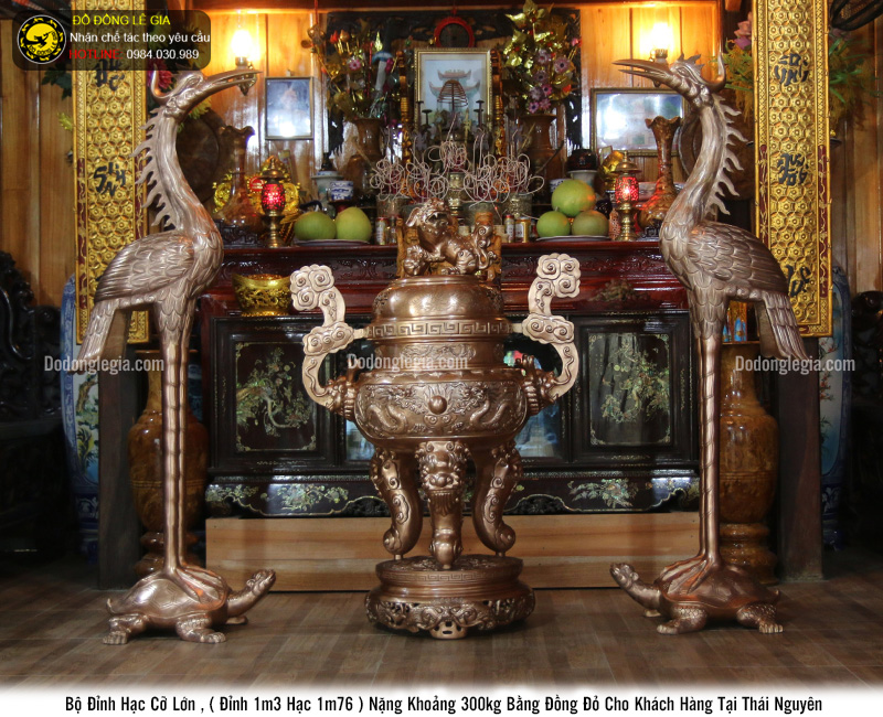 Bàn giao lắp đặt đỉnh rồng và hạc lớn cho khách Thái Nguyên