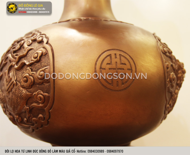 Đôi lọ hoa củ tỏi đúc nổi tứ linh