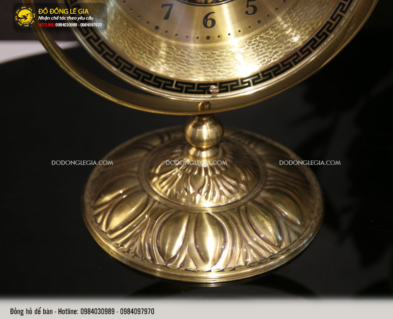 Đồng hồ để bàn bằng đồng mẫu 2