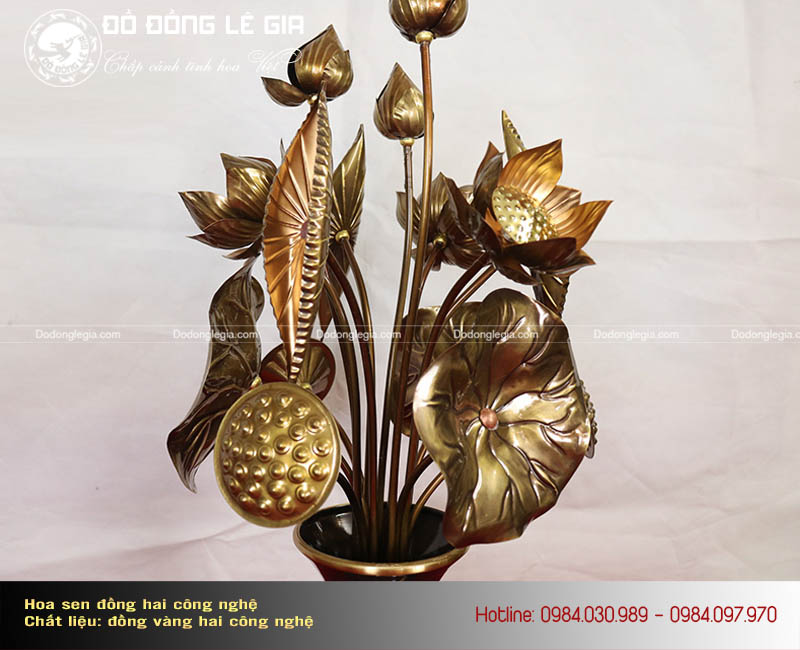 Hoa sen thờ bằng đồng hai công nghệ