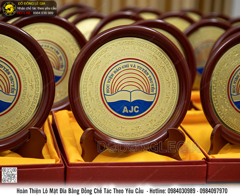 Hoàn Thiện Lô Mặt Đĩa Bằng Đồng Chế Tác Theo Yêu Cầu