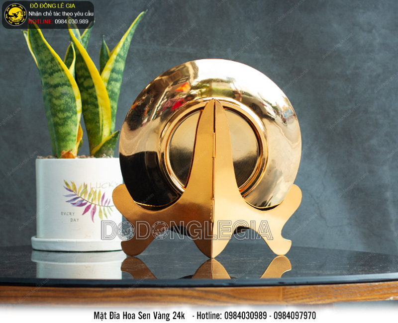 Mặt Đĩa Hoa Sen bằng đồng mạ vàng 24k ĐK21cm