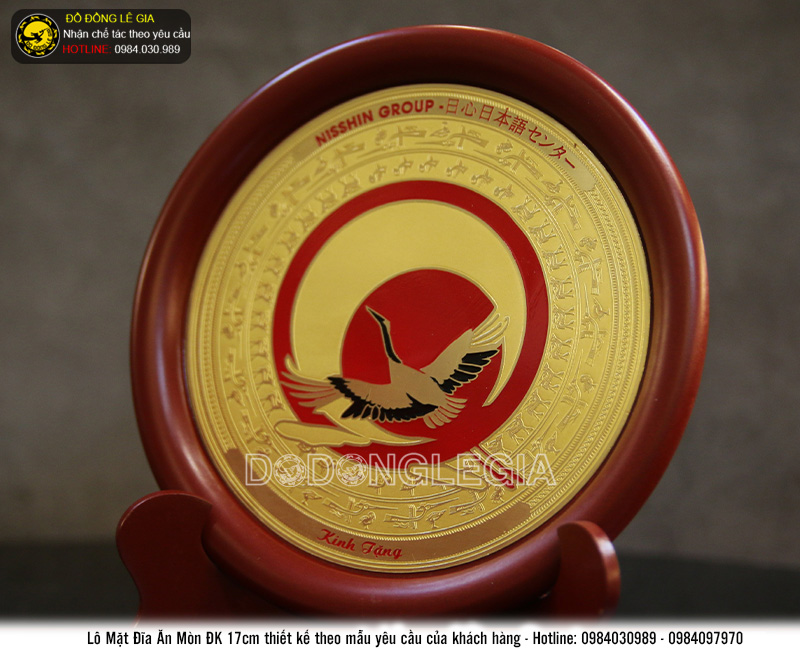 Mặt đĩa quà tặng theo nội dung yêu cầu