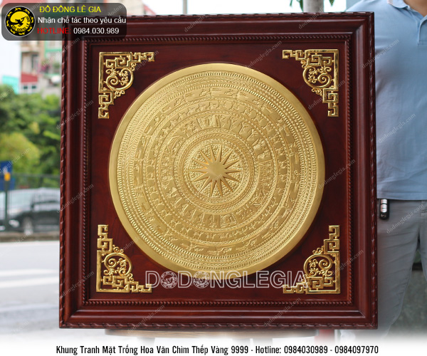 Tranh mặt trống khung gỗ gụ thếp vàng 88cmx88cm