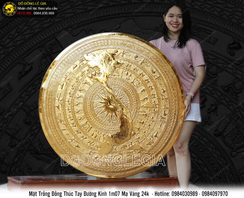 Mặt Trống Đồng thúc tay Bản Đồ mạ vàng 24k 1m07
