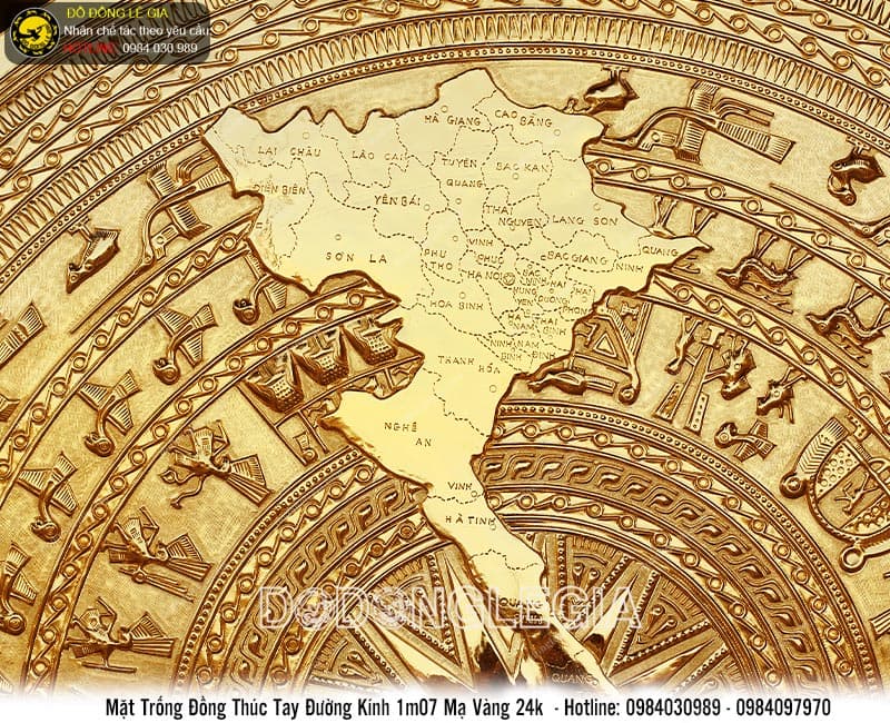Mặt Trống Đồng thúc tay Bản Đồ mạ vàng 24k 1m07