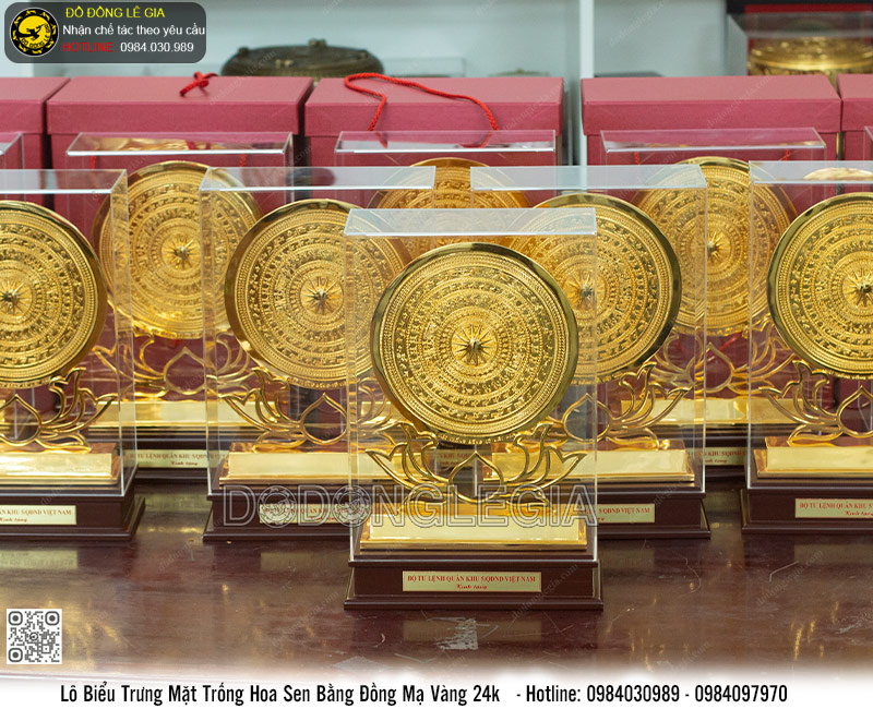 Lô Mặt Trống Hoa Sen Bằng Đồng Mạ Vàng 24k Cao 25cm