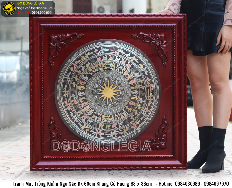 Tranh mặt trống đồng khảm ngũ sắc đường kính 60cm