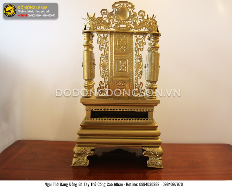 Ngai thờ bằng đồng cao 68cm