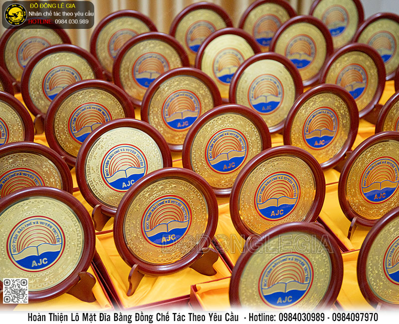 Hoàn Thiện Lô Mặt Đĩa Bằng Đồng Chế Tác Theo Yêu Cầu