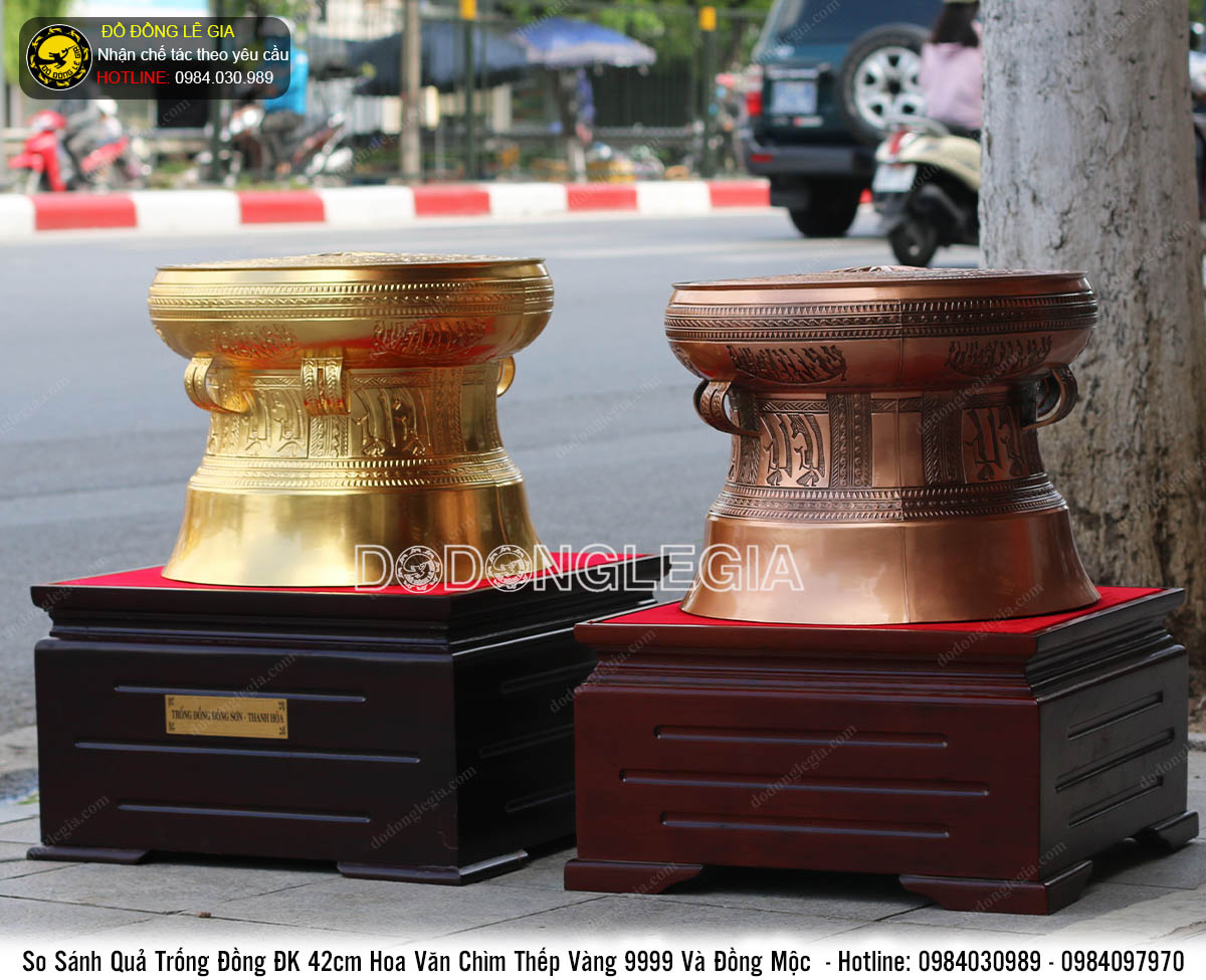 Phân biệt 2 quả trống hoa văn chìm bằng đồng đỏ và thếp vàng 9999