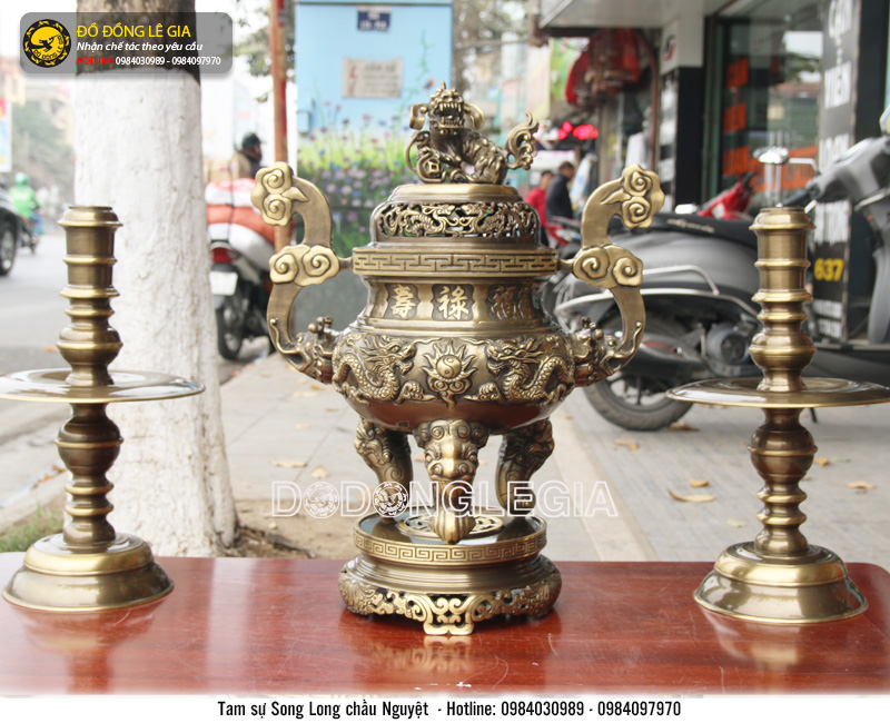Bộ đồ thờ ngũ sự bằng đồng chạm song long chầu nguyệt đẹp tinh xảo