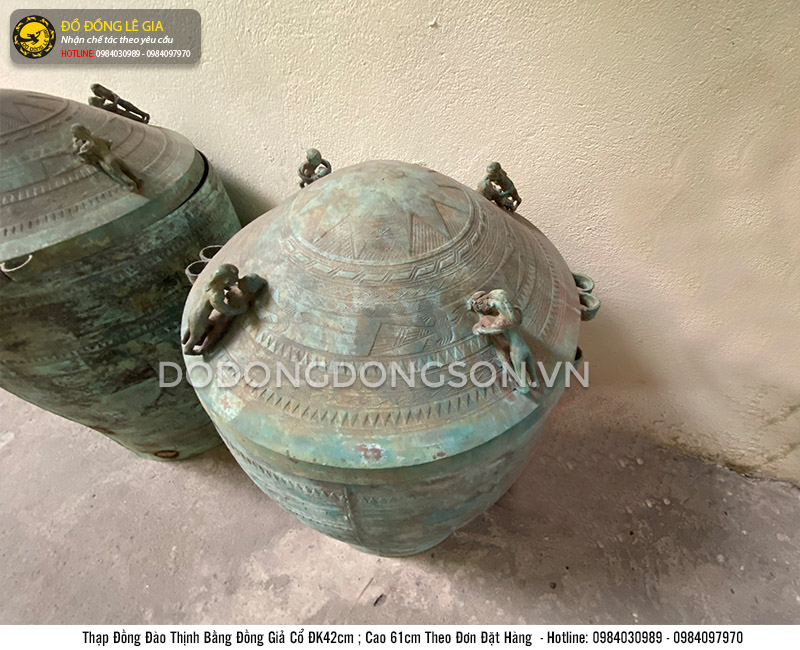 Tôn tạo Thạp đồng Đào Thịnh hun giả cổ 61cm