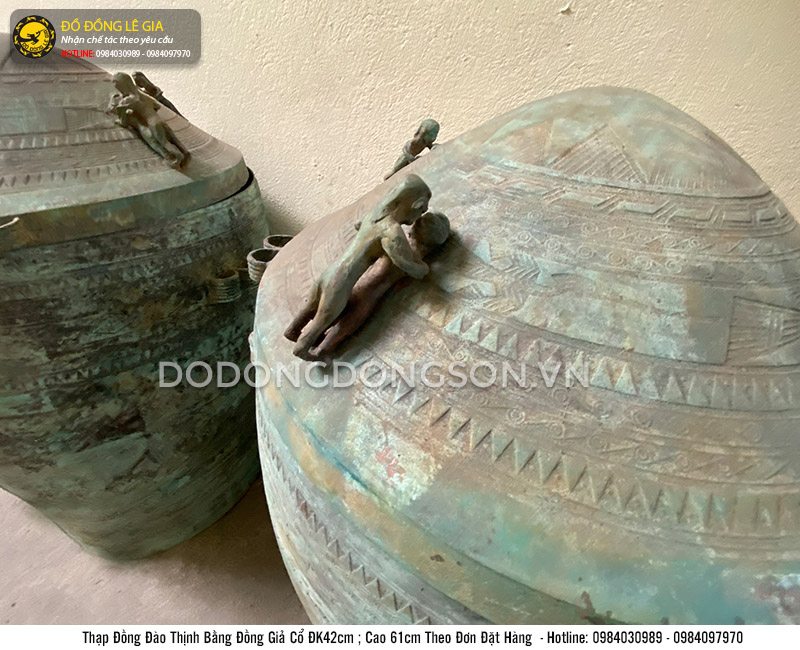 Tôn tạo Thạp đồng Đào Thịnh hun giả cổ 61cm
