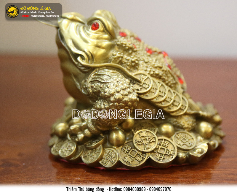 Cóc thiềm thừ 3 chân bằng đồng