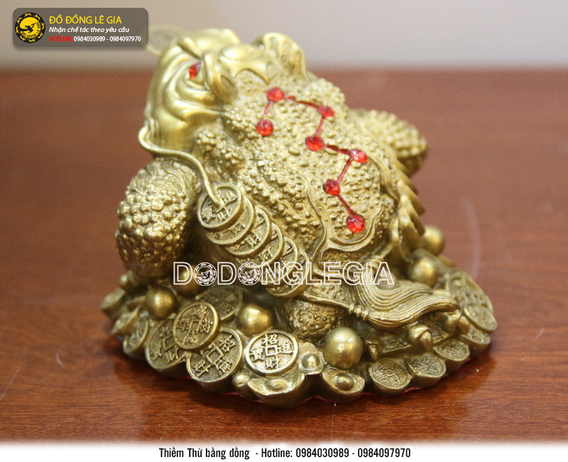 Cóc thiềm thừ 3 chân bằng đồng