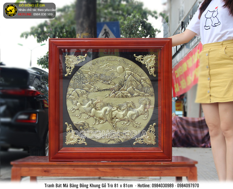 Tranh đồng bát mã khổ vuông 81cm