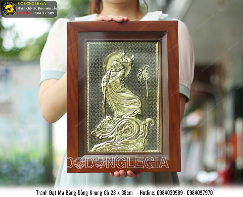 Tranh Đạt Ma Sư Tổ bằng đồng khung gỗ trò 28x38cm