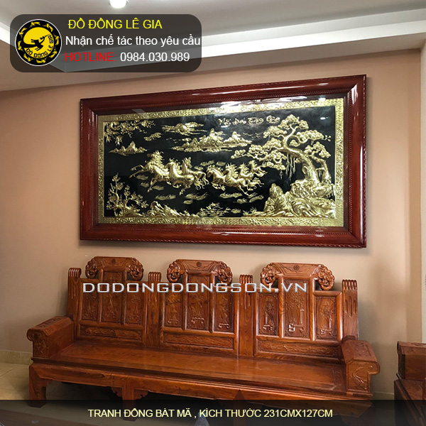 Tranh bát mã bằng đồng vàng KT 231cmx127cm