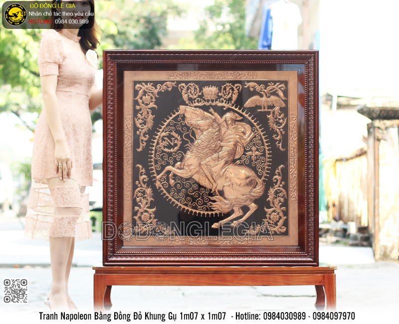 Tranh Napoleon bằng đồng đỏ khung gỗ gụ 1m07 x 1m07