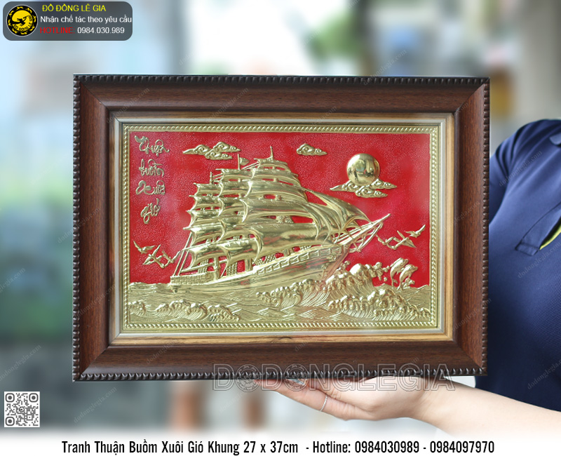 Tranh Thuận Buồm Xuôi Gió Bằng Đồng nền đỏ 27 x 37cm