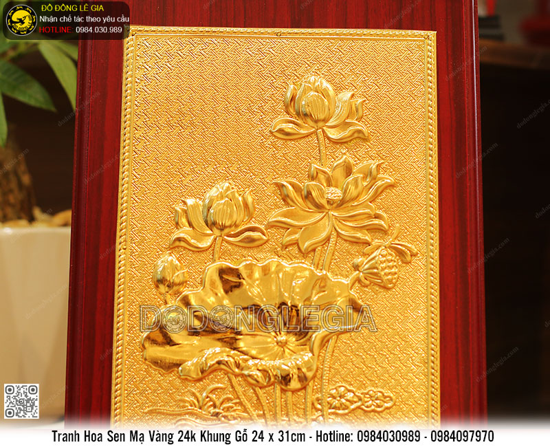 Tranh Hoa Sen mạ vàng 24k khung gỗ 24x31cm