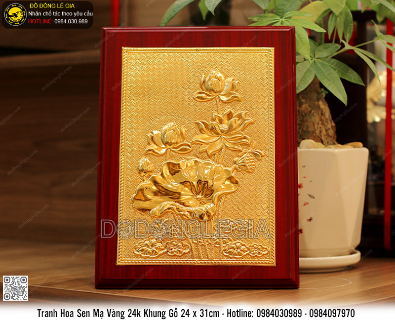Tranh Hoa Sen mạ vàng 24k khung gỗ 24x31cm