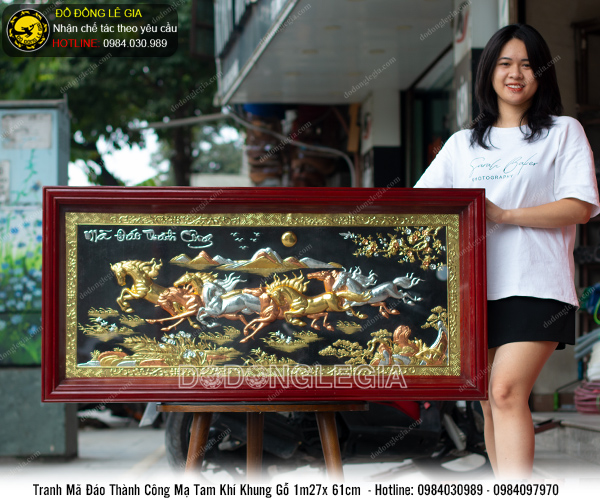 Tranh Bát Mã mạ tam khí khung gỗ 1m27x61cm