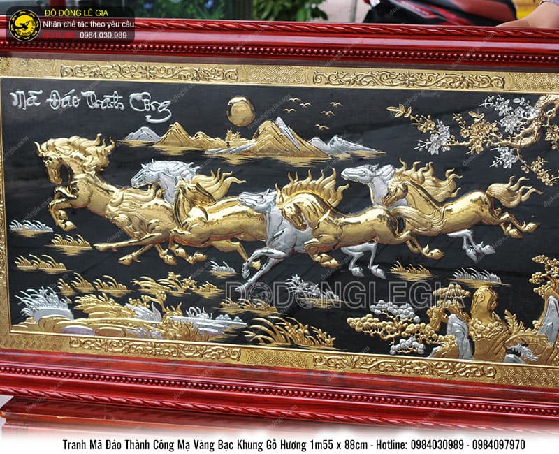 Tranh Bát Mã mạ vàng bạc khung gỗ hương 1m55 x 88cm