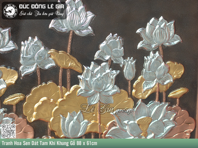Tranh Hoa Sen Dát Tam Khí Khung Gỗ 88x61cm
