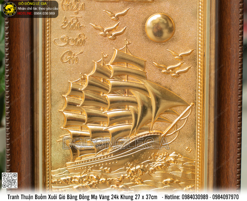 Tranh Thuận Buồm Mạ Vàng 24k khung 27 x 37cm