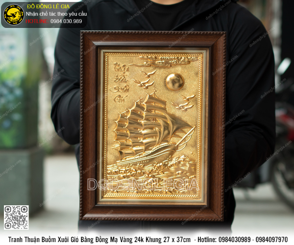 Tranh Thuận Buồm Mạ Vàng 24k khung 27 x 37cm