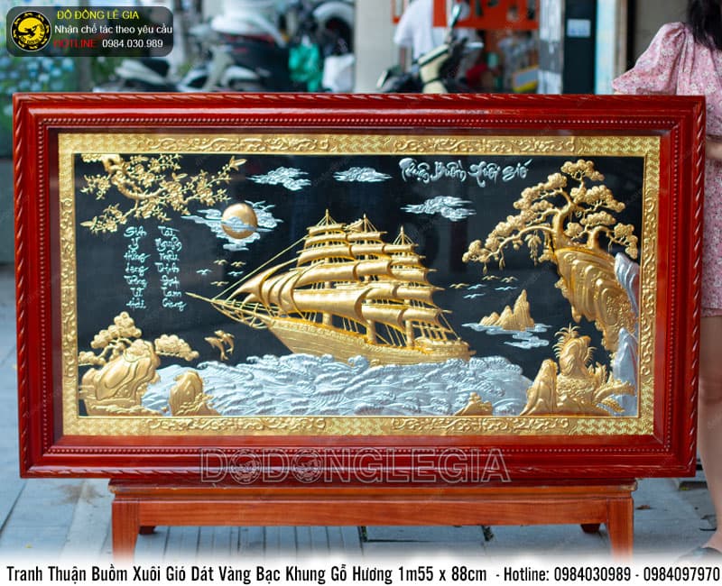 TRANH ĐỒNG THUẬN BUỒM XUÔI GIÓ DÁT VÀNG BẠC KHUNG GỖ HƯƠNG 1M55 X 88CM