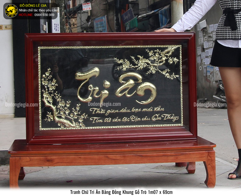 Tranh Tri ân thầy cô bằng đồng nền đen