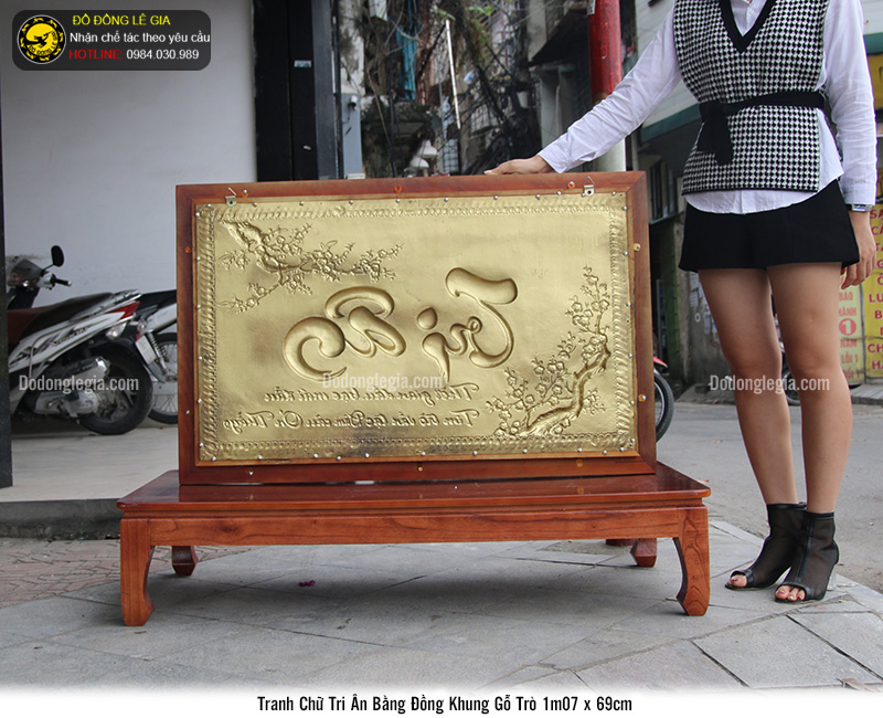 Tranh Tri ân thầy cô bằng đồng nền đen