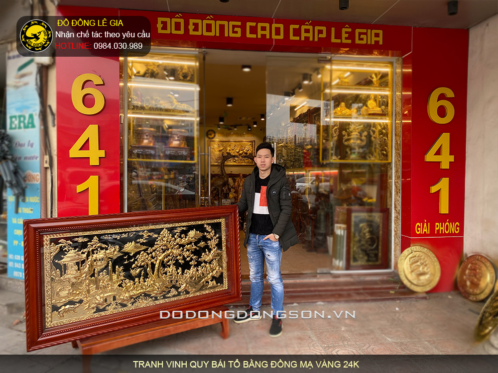 Tranh Vinh Quy Bái Tổ bằng đồng mạ vàng 24k