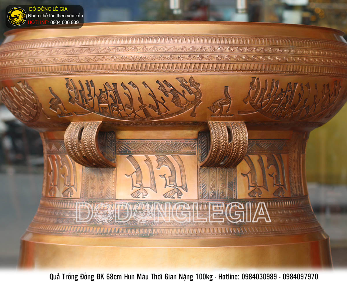 Đúc quả trống đường kính 68cm hoa văn chìm màu thời gian cho triển lãm tại Dubai