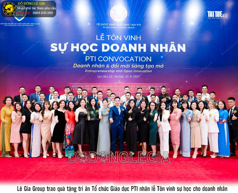 Quả trống đồng hoa văn chìm màu thời gian đk 42cm
