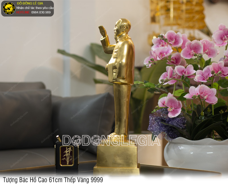 Tượng Bác Hồ cao 61cm thếp vàng 9999