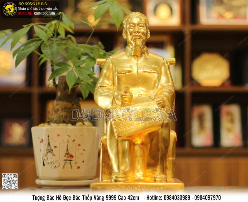 Tượng Bác Hồ ngồi ghế mây cao 42cm thếp vàng 9999