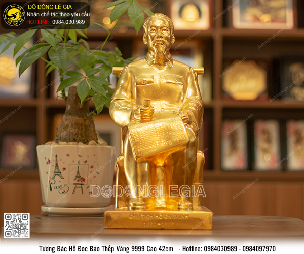 Tượng Bác Hồ ngồi ghế mây cao 42cm thếp vàng 9999