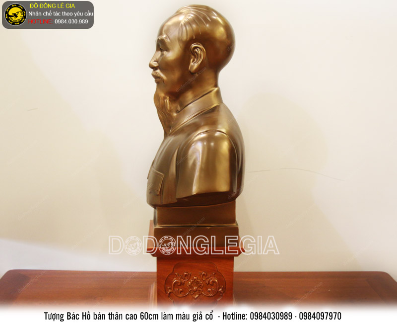 Tượng Bác Hồ bán thân cao 60cm làm màu giả cổ