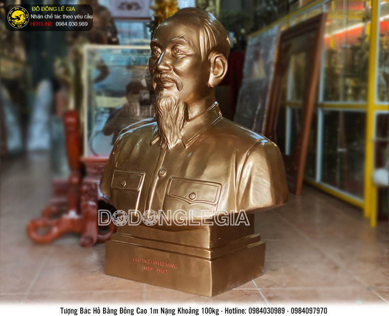 Tượng Bác Hồ bằng đồng đỏ cao 1m 