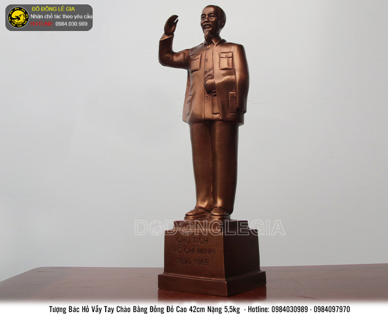 Tượng Bác Hồ Vẫy Tay Chào Cao 42cm