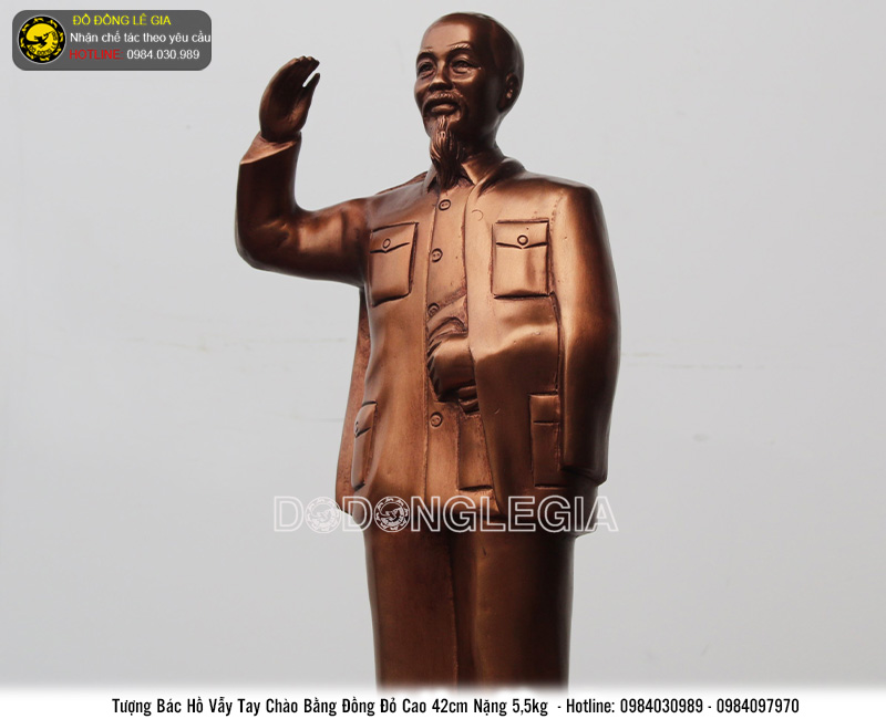 Tượng Bác Hồ Vẫy Tay Chào Cao 42cm