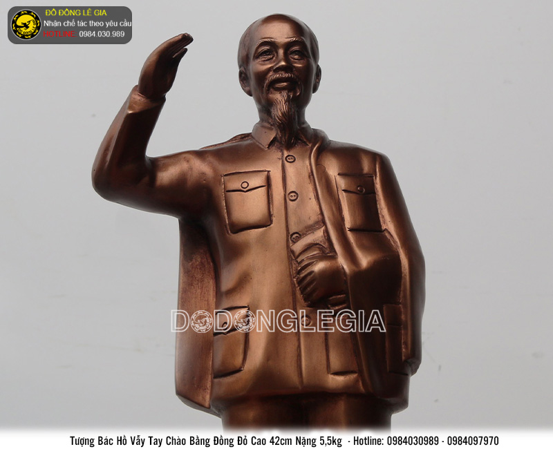 Tượng Bác Hồ Vẫy Tay Chào Cao 42cm